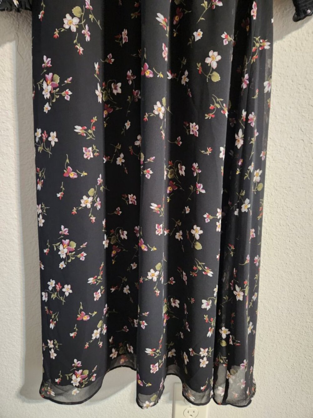 Madewell Georgette Smocked Midi Dress in Backyard Blooms size Medium - Picture 7 of 11